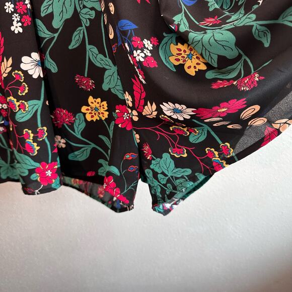 Sienna Sky Womens Size Large Black Floral Short Sleeves Lined Romper/Jumpsuit - Picture 3 of 11